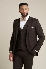 Load image into Gallery viewer, Allure Men Suit - Brown
