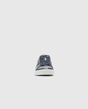 Load image into Gallery viewer, Endeavour Cruise Sneaker - Navy