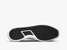 Load image into Gallery viewer, Crossover Derby - Black/White