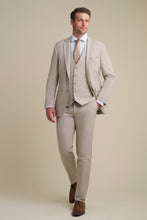 Load image into Gallery viewer, Allure Men Suit - Tan
