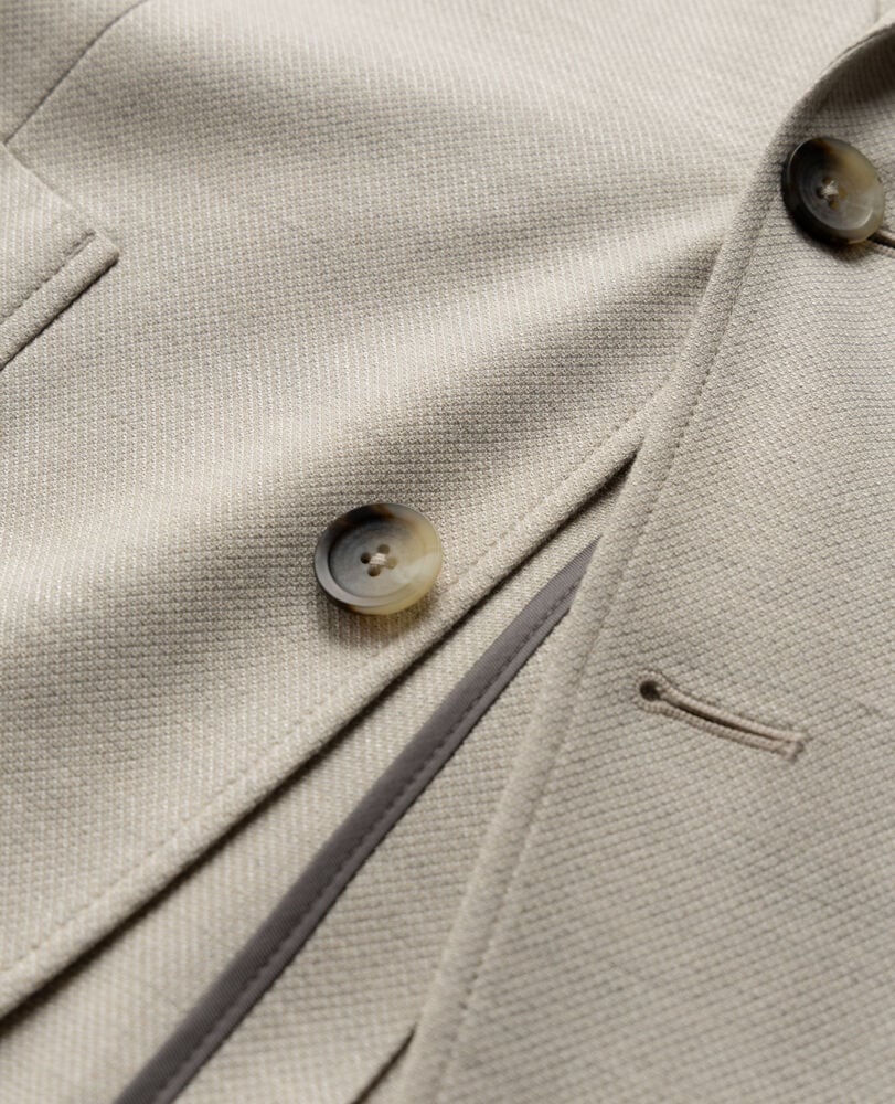 Cascades Sports Fit Jacket - Ivory