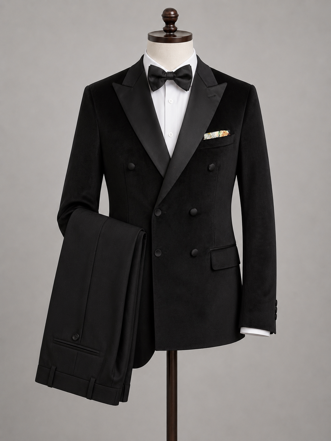 Grosvendor Peak Tux Jacket -Pitch Black Velvet