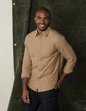 Load image into Gallery viewer, Fairbanks Chamois Button Up - Toasted Chestnut
