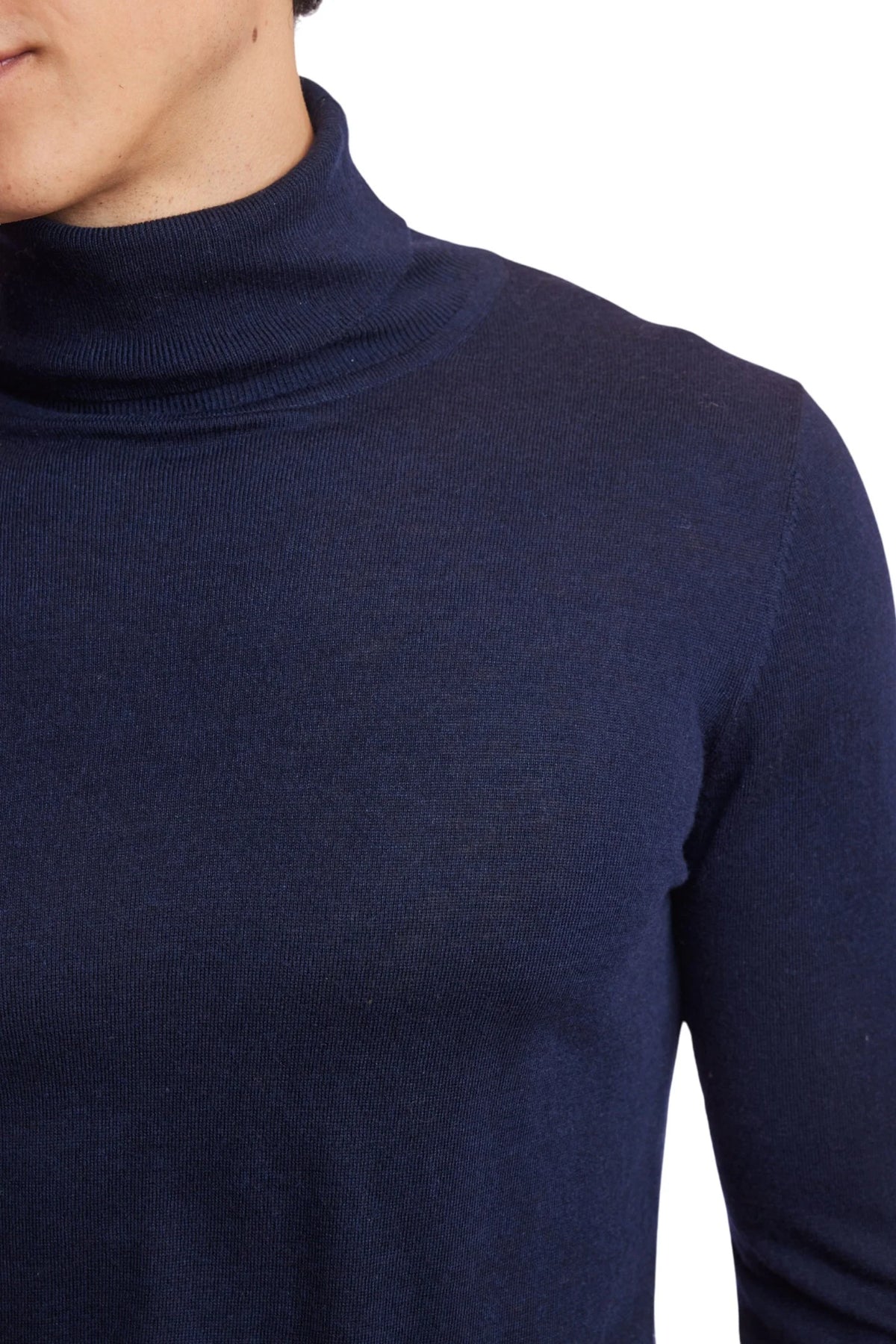 Luxe Fine Gauge Turtleneck  - Navy