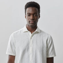 Load image into Gallery viewer, Calyx Woven Sport Shirt - White
