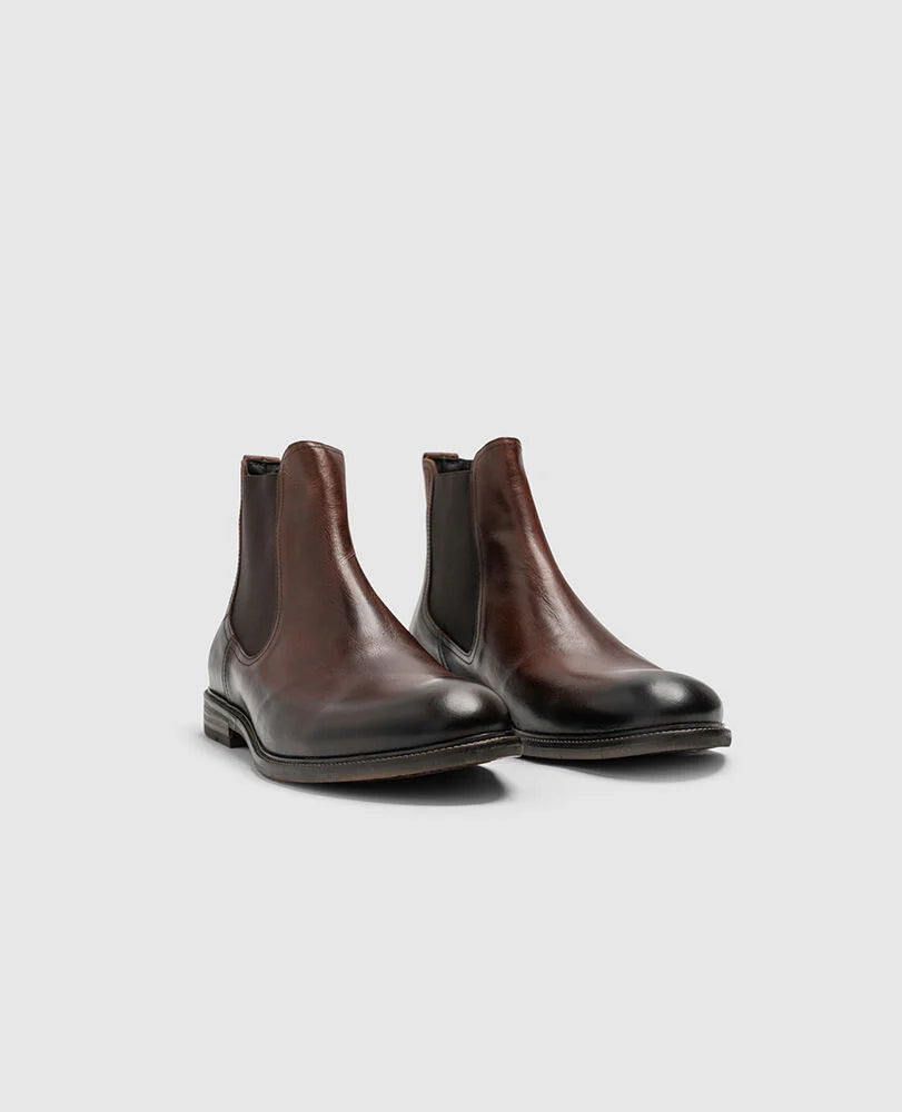 【Anyone more】Shud Basic Chelsea Middle Boots Chelsea Boot in Black Calfskin | Shop Sid Mashburn