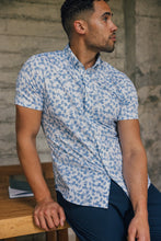 Load image into Gallery viewer, Halyard Short Sleeve - Provence Shell
